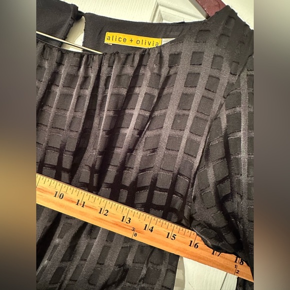 ALICE + OLIVIA Small Black Silk Blend Semi-Sheer Windowpane Little Black Dress - Picture 4 of 11